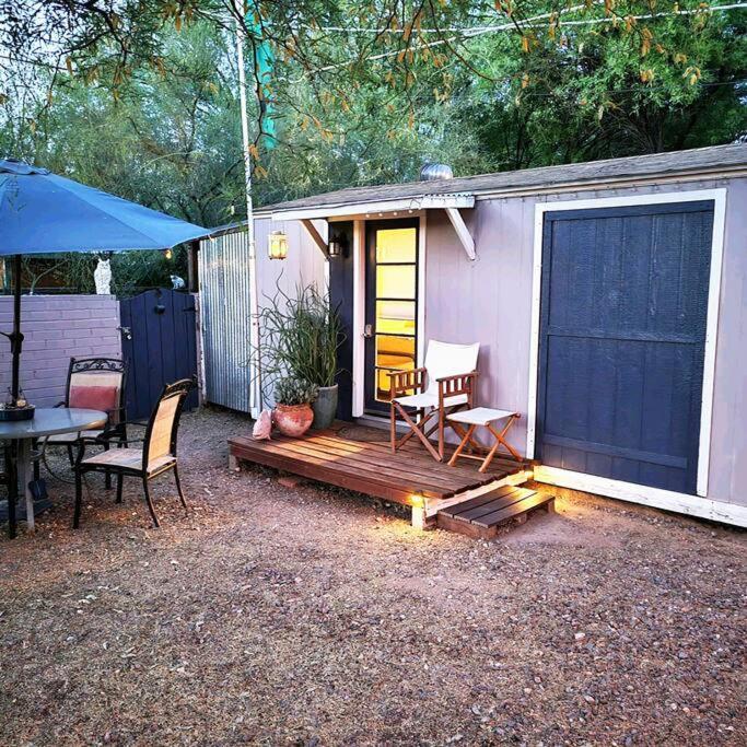 Cute Peaceful Tiny House Getaway W Backyard - Low Summer Rates! Tucson Ngoại thất bức ảnh